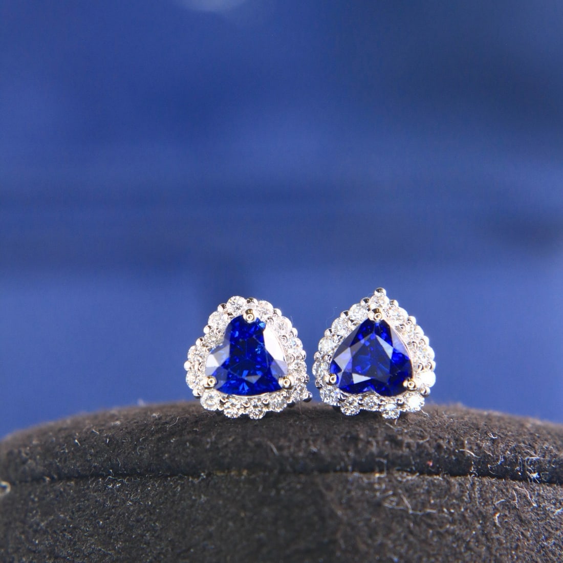 14k Gold 1.77 Ctw Natural Sapphire & Diamond Earrings - 3