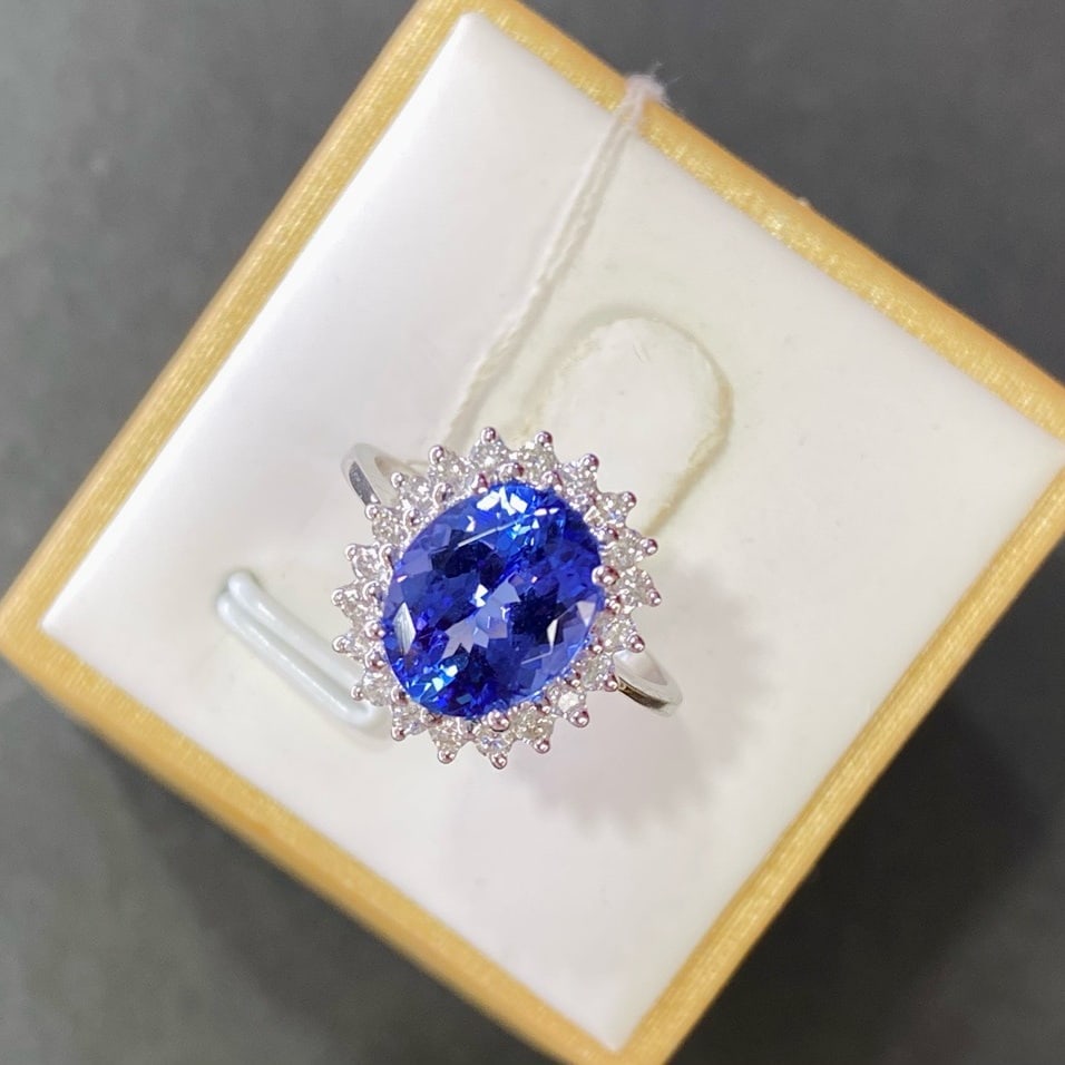 14k Gold 3.01 Ctw Natural Tanzanite & Diamond Ring - 3