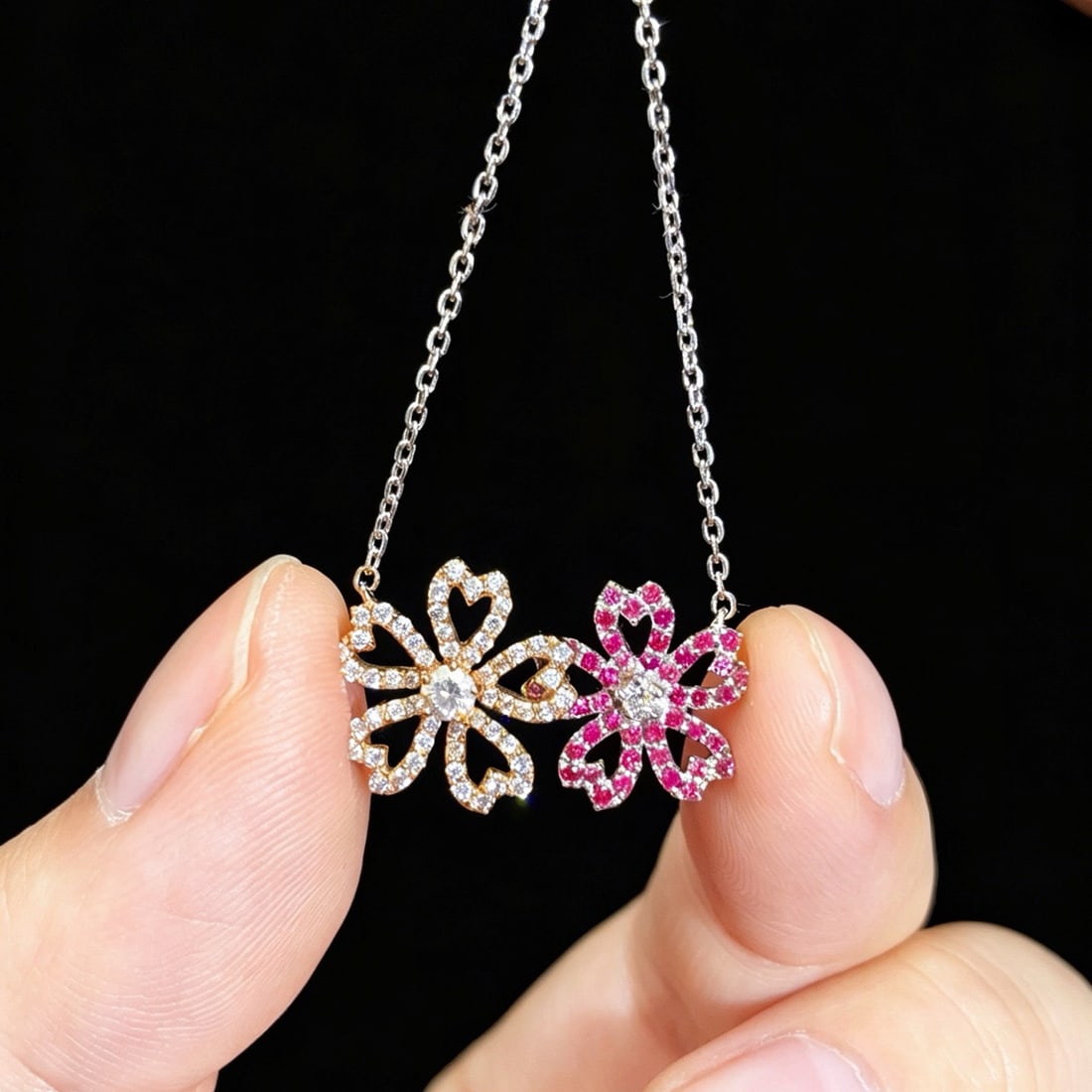 14k Gold 0.65 Ctw Natural Sapphire & Diamond & Flowers Necklace: Ref:231180179 // gold content:14k gold // main gemstone:sapphire // shape:round // carat weight:0. 30ct // color:pink // treatment:natural // cut grade:g // // adjacent gemstone 2 : diamond //
