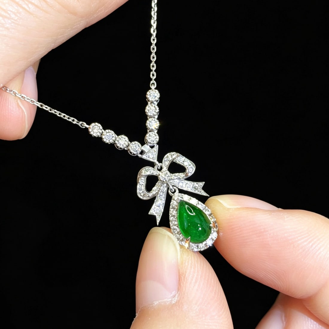 14k Gold 1.13 Ctw Natural Emerald & Diamond Necklace - 2