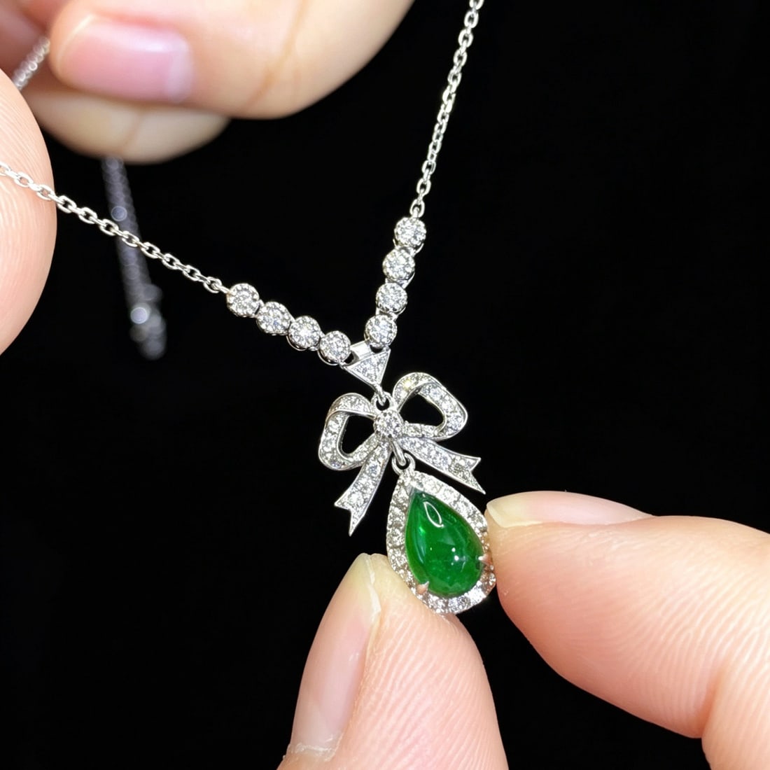 14k Gold 1.13 Ctw Natural Emerald & Diamond Necklace - 4