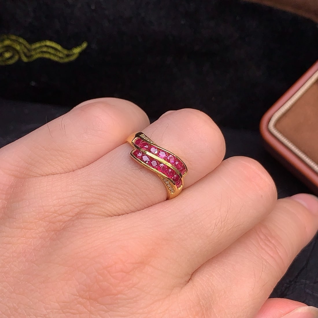 14k Gold 1.2 Ct Natural Ruby & Diamond Ring - 6