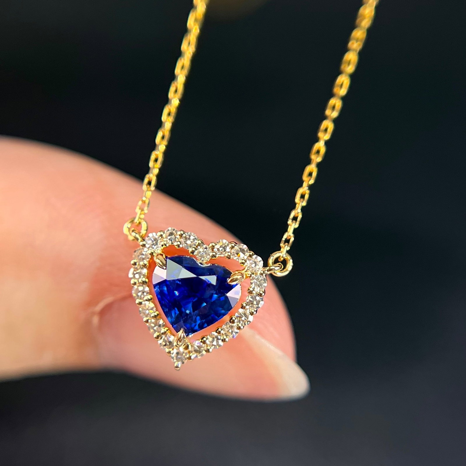 14k Gold 0.70 Ctw Natural Sapphire & Diamond Necklace - 4