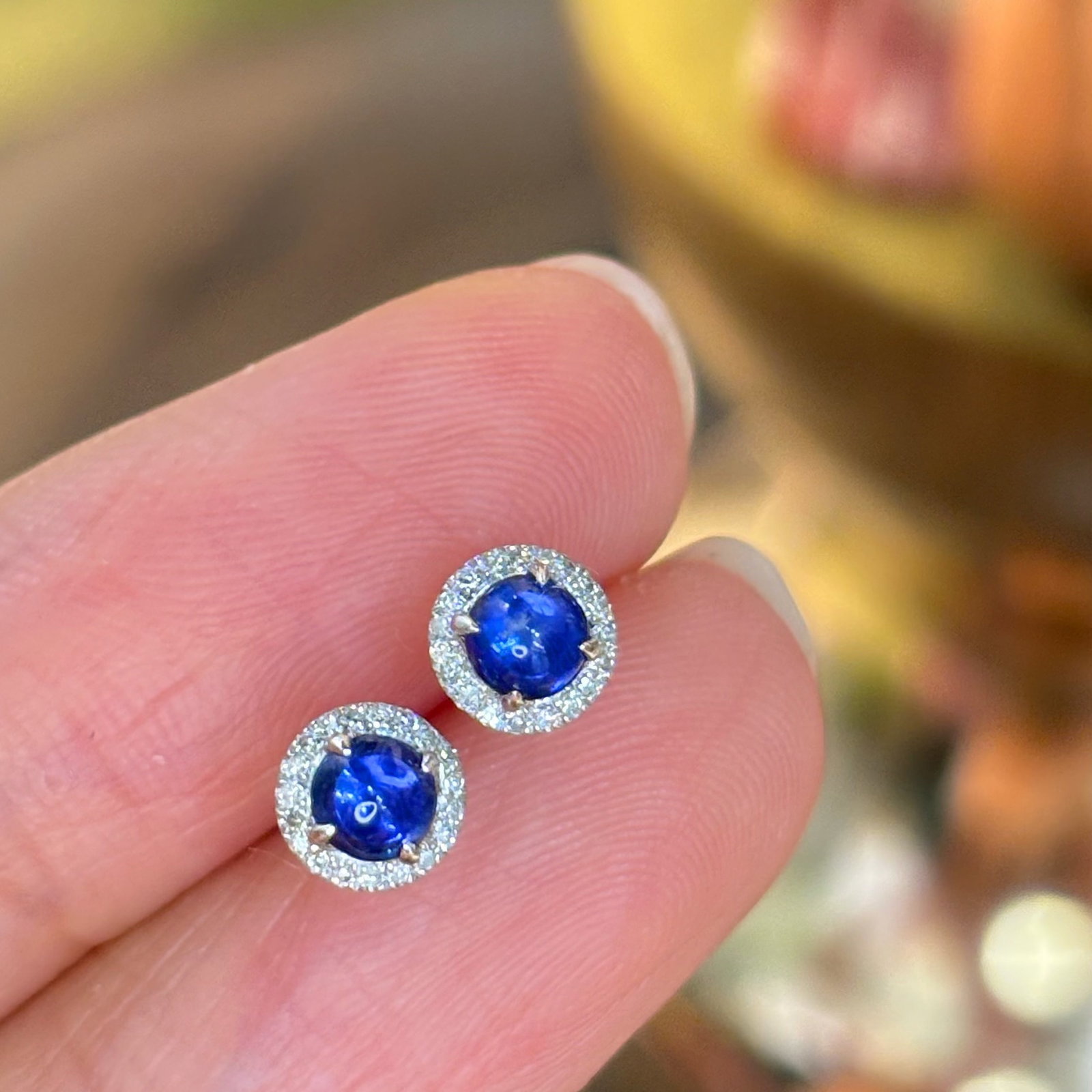 14k Gold 0.6 Ct Natural Sapphire & Diamond Earrings - 2