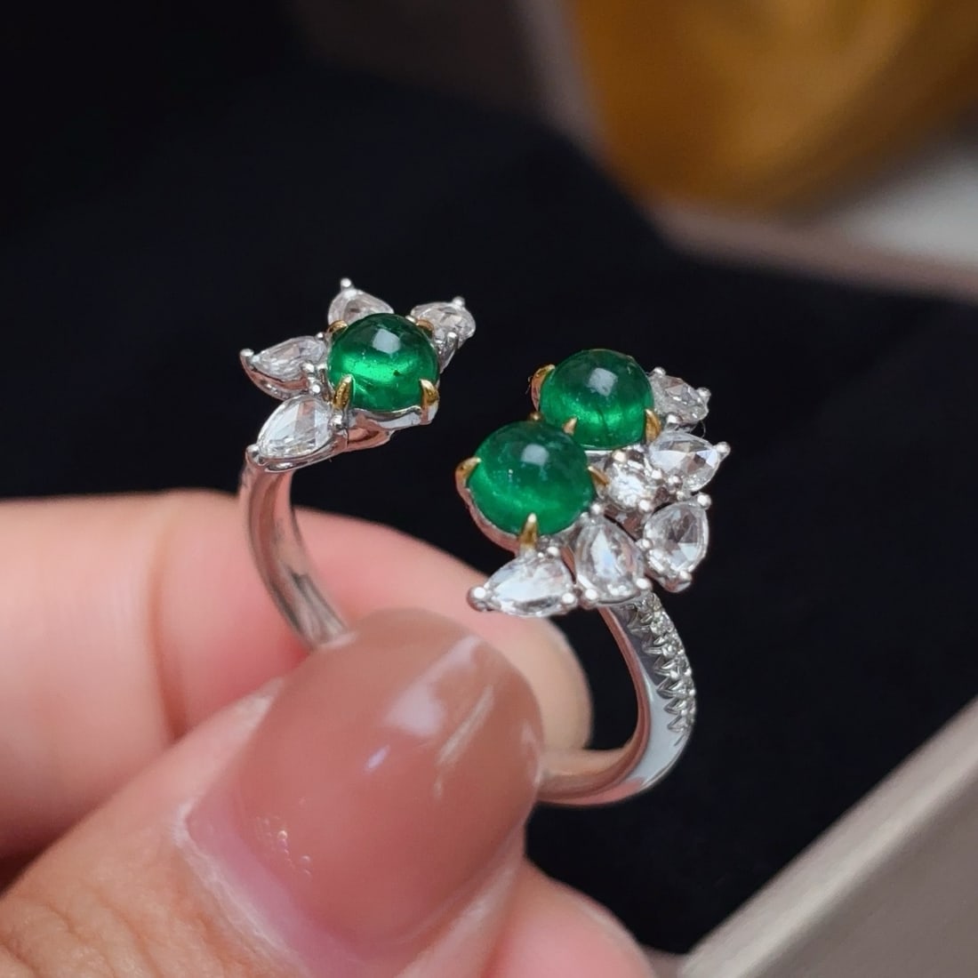 14k Gold 1.50 Ct Natural Emerald & Diamond Ring - 2