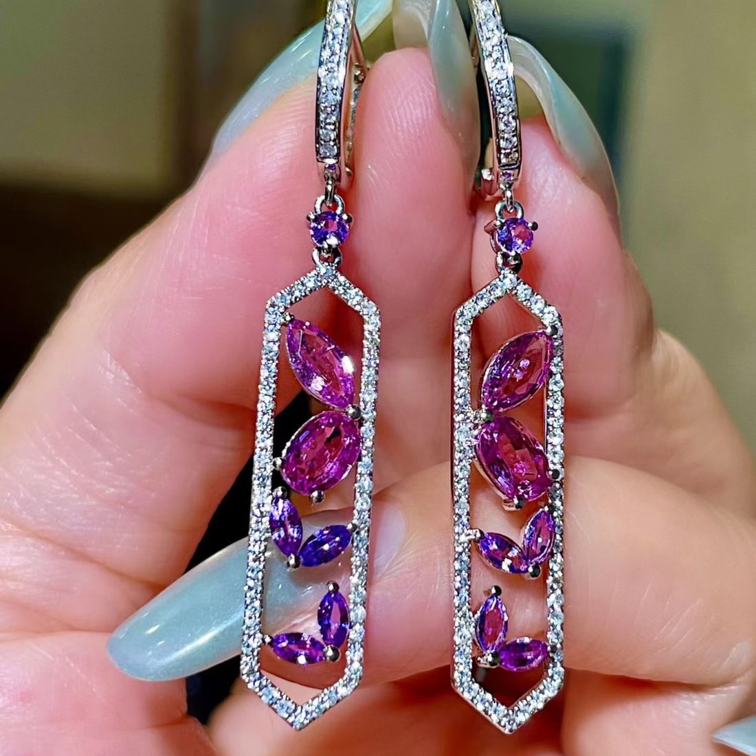 14k Gold 3.59 Ctw Natural Sapphire & Diamond Earrings: Ref:231180214 // gold content:14k gold // main gemstone:sapphire // shape:multiple // carat weight:2. 78ct // color:purple // treatment:natural // // adjacent gemstone 2 : diamond // shape:round // ca