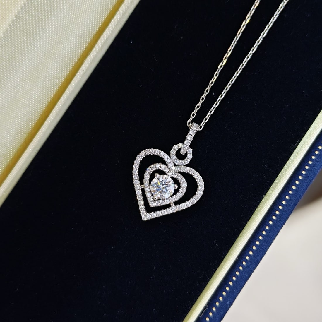 Gia Certified 14k Gold 0.3 Ct Natural G Si2 3ex Round Diamond Pendant( Without Chain ) - 2