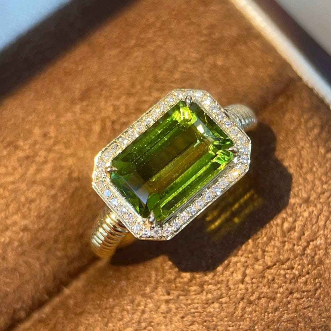 14k Gold 3.47 Ctw Natural Tourmaline & Diamond Ring - 4