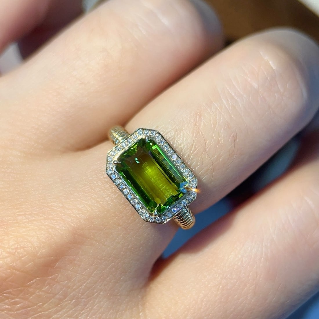 14k Gold 3.47 Ctw Natural Tourmaline & Diamond Ring - 6