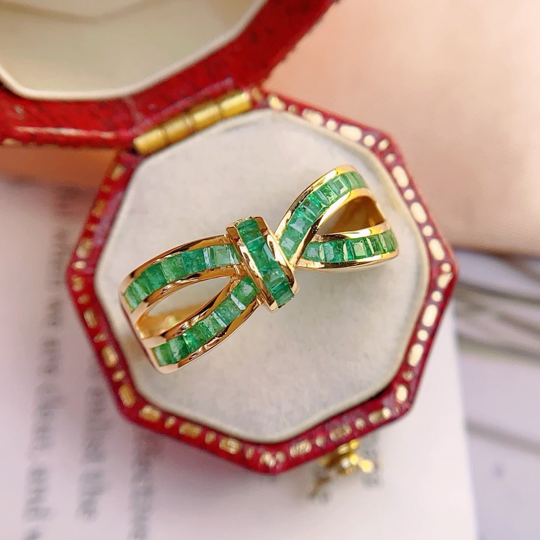 14k Gold 1.60 Ct Natural Emerald Ring - 2