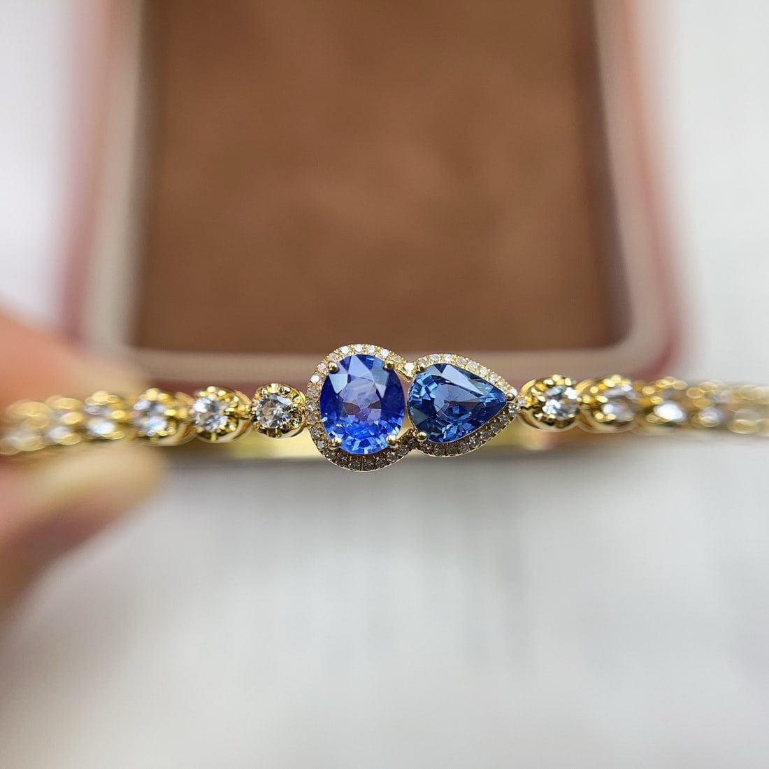 14k Gold 1.80 Ct Natural Sapphire & Diamond & Sapphire Bracelet - 5