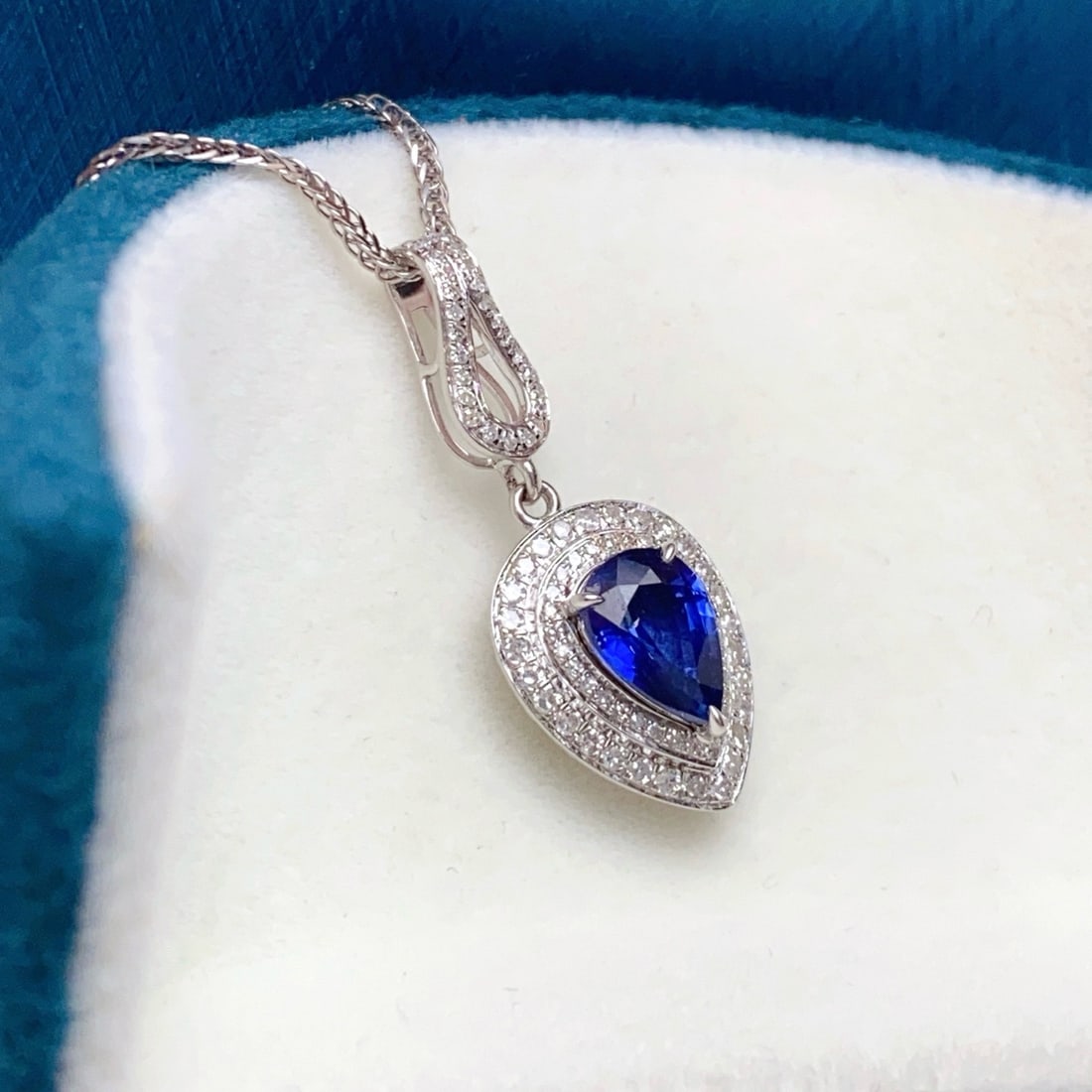 14k Gold 1.35 Ct Natural Sapphire & Diamond Pendant( Without Chain ): Ref:231180272 // gold content:14k gold // main gemstone:sapphire // shape:pear // carat weight:1. 35ct // color:blue // treatment:natural // // adjacent gemstone 2 : diamond // number of stones:85 //