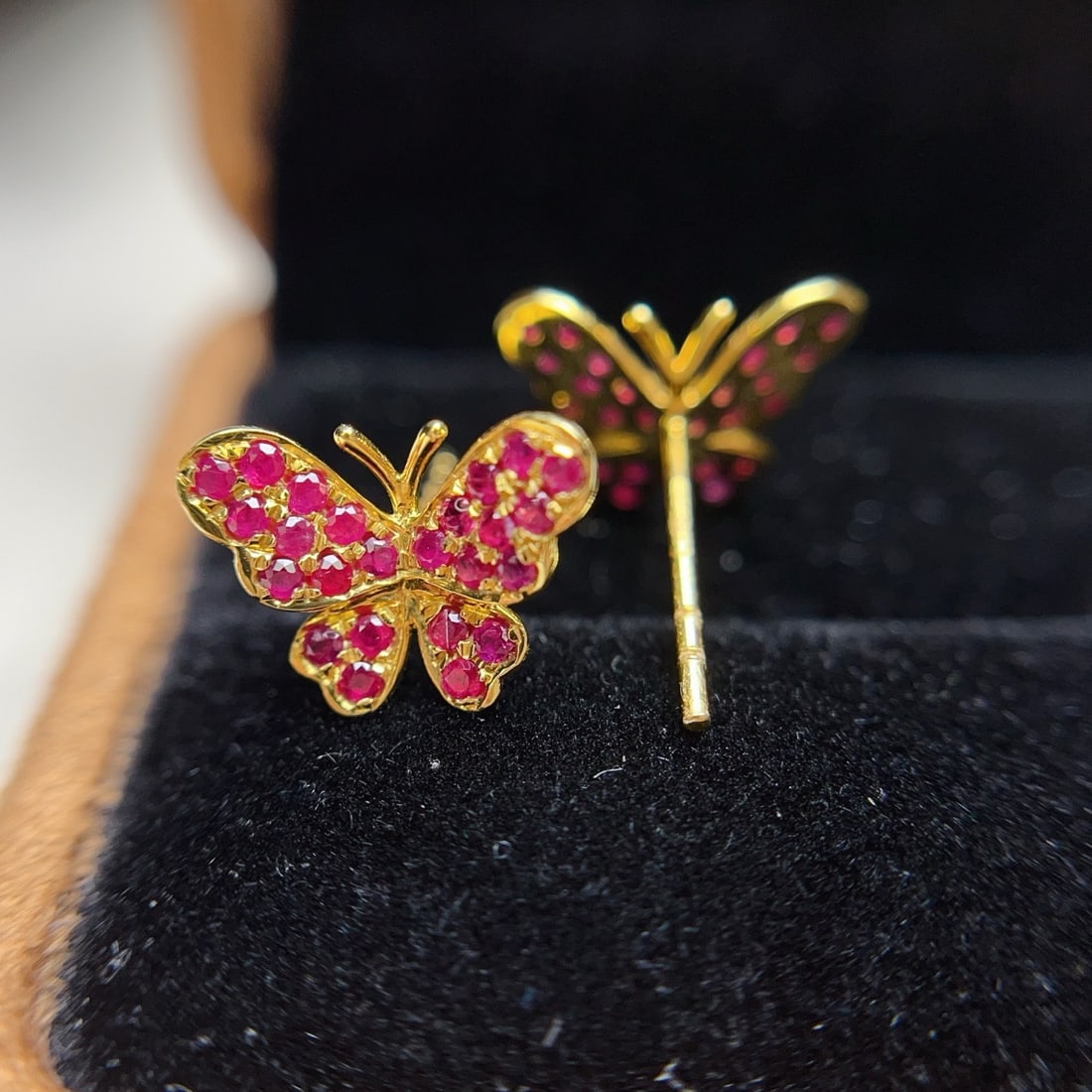 14k Gold 1.00 Ct Natural Ruby & Butterfly Earrings - 2