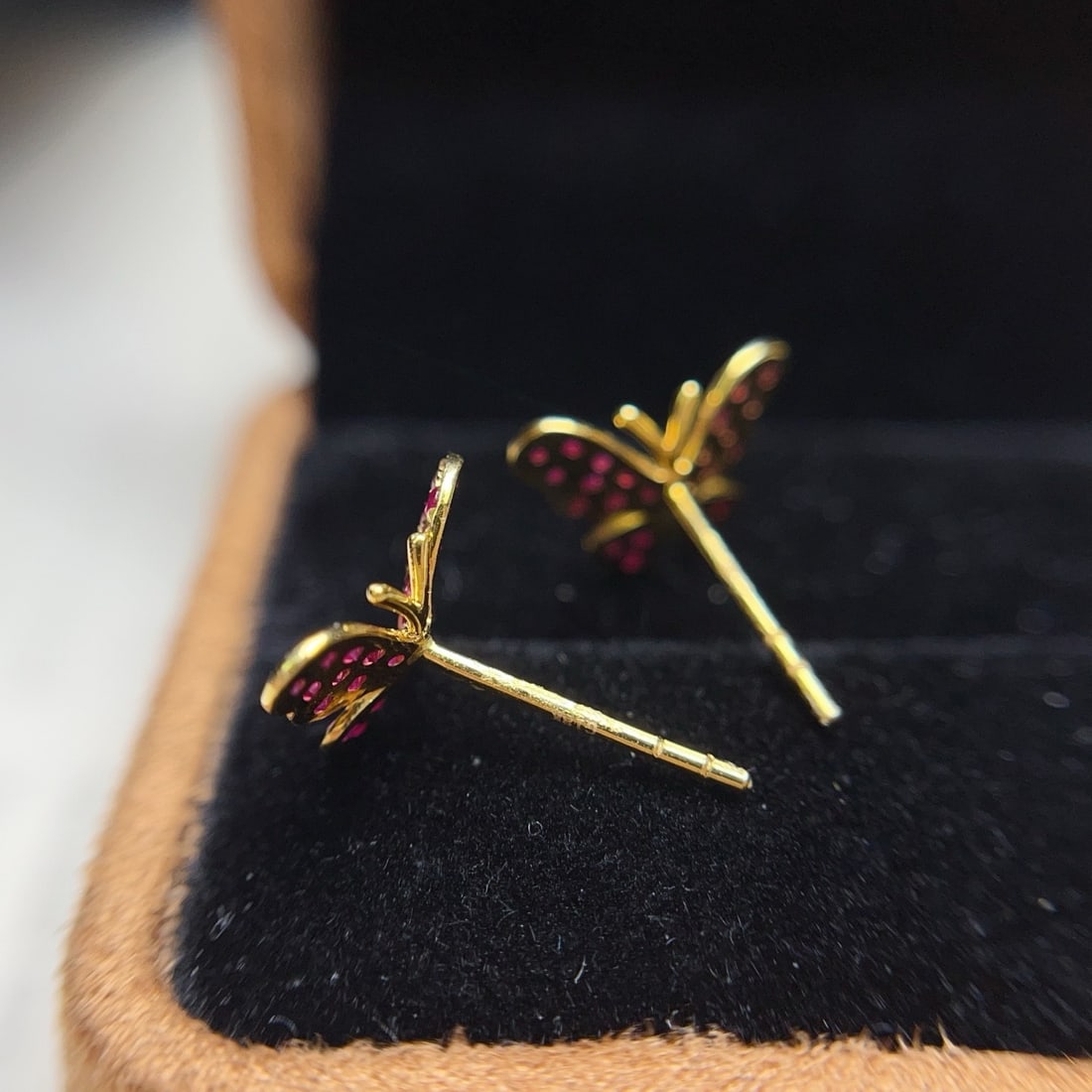 14k Gold 1.00 Ct Natural Ruby & Butterfly Earrings - 4