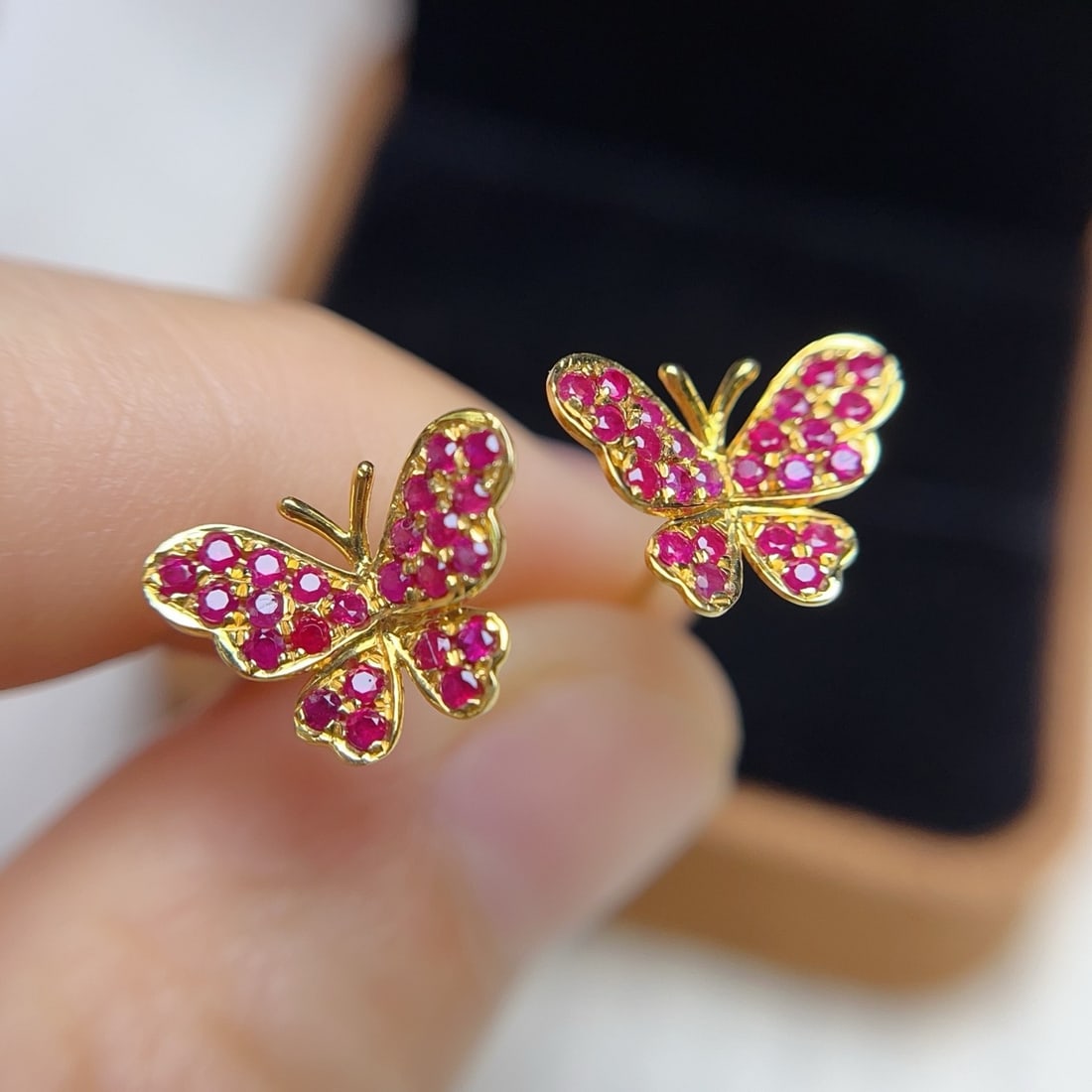 14k Gold 1.00 Ct Natural Ruby & Butterfly Earrings - 5