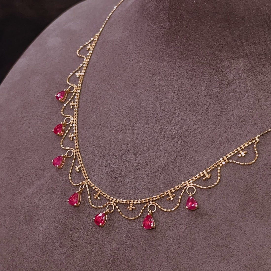 14k Gold 2.80 Ct Natural Ruby Necklace - 3