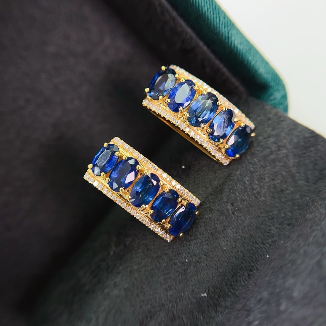 14k Gold 3.60 Ct Natural Sapphire & Diamond Earrings - 2