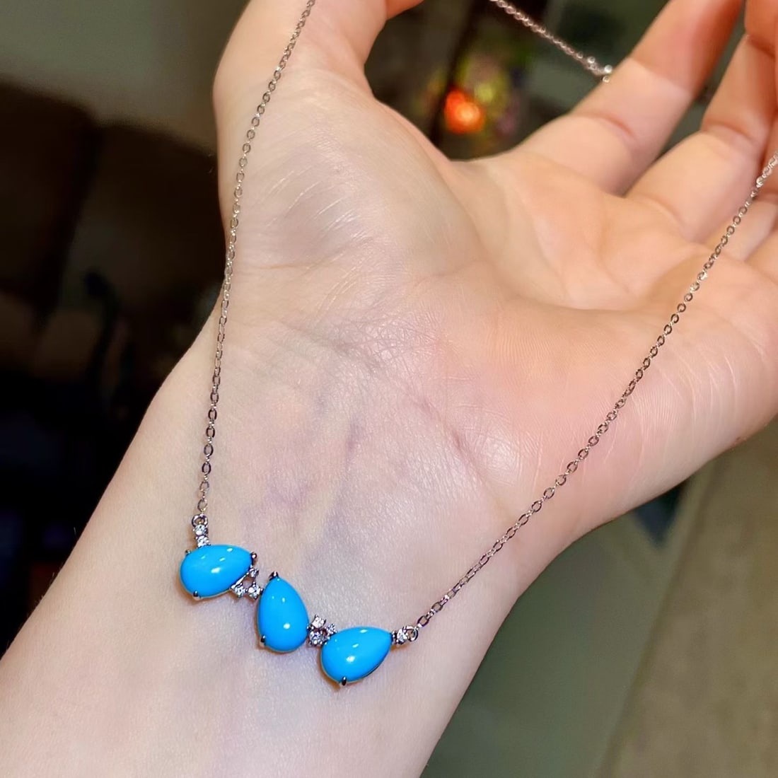 14K GOLD 4.13 CTW NATURAL BLUE TURQUOISE & DIAMOND NECKLACE - 3