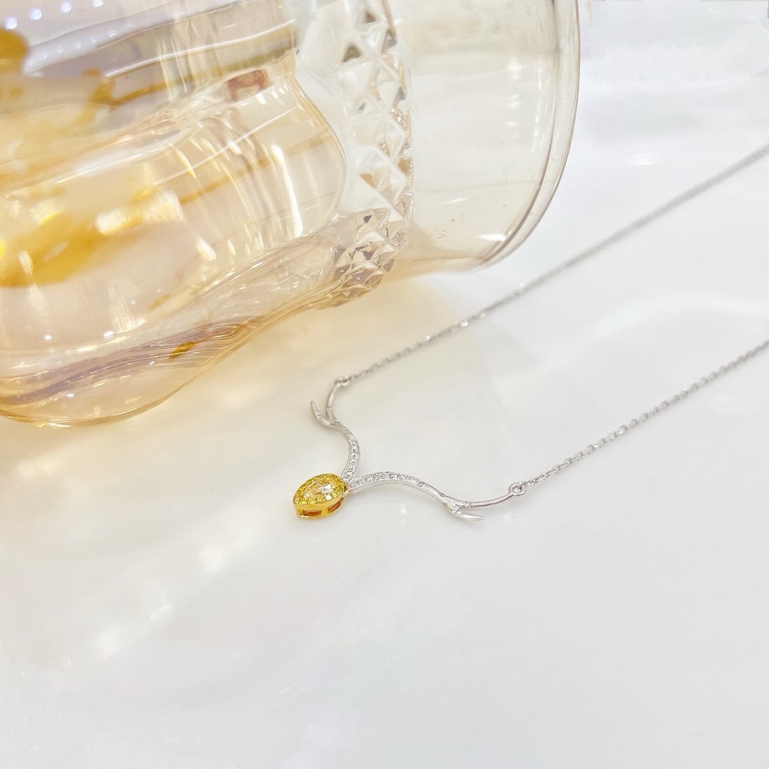 14k Gold 0.16 Ctw Natural Yellow Diamond & Diamond Necklace - 4