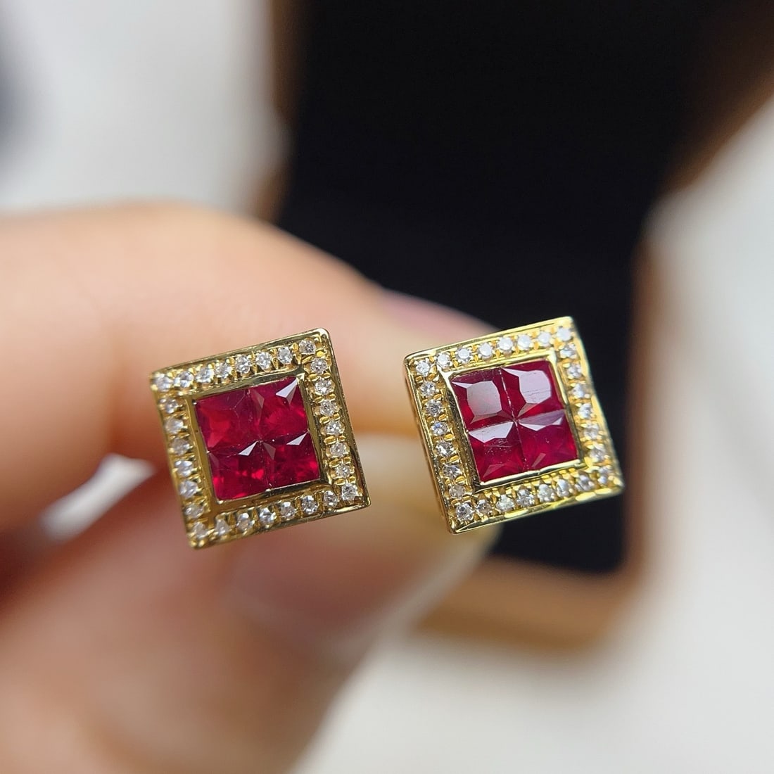14k Gold 1.00 Ct Natural Ruby & Diamond Earrings - 4