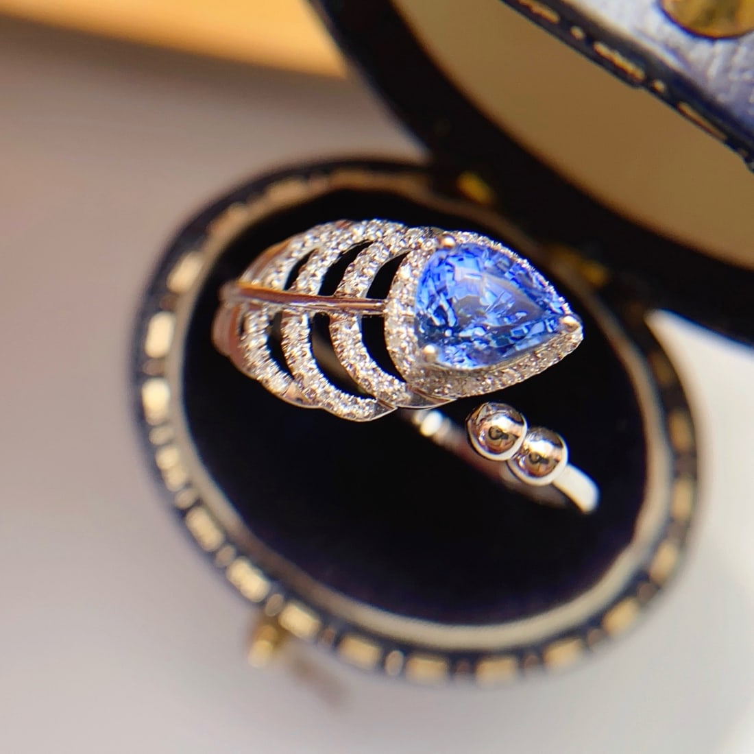 14k Gold 1.00 Ct Natural Sapphire & Diamond Ring - 3