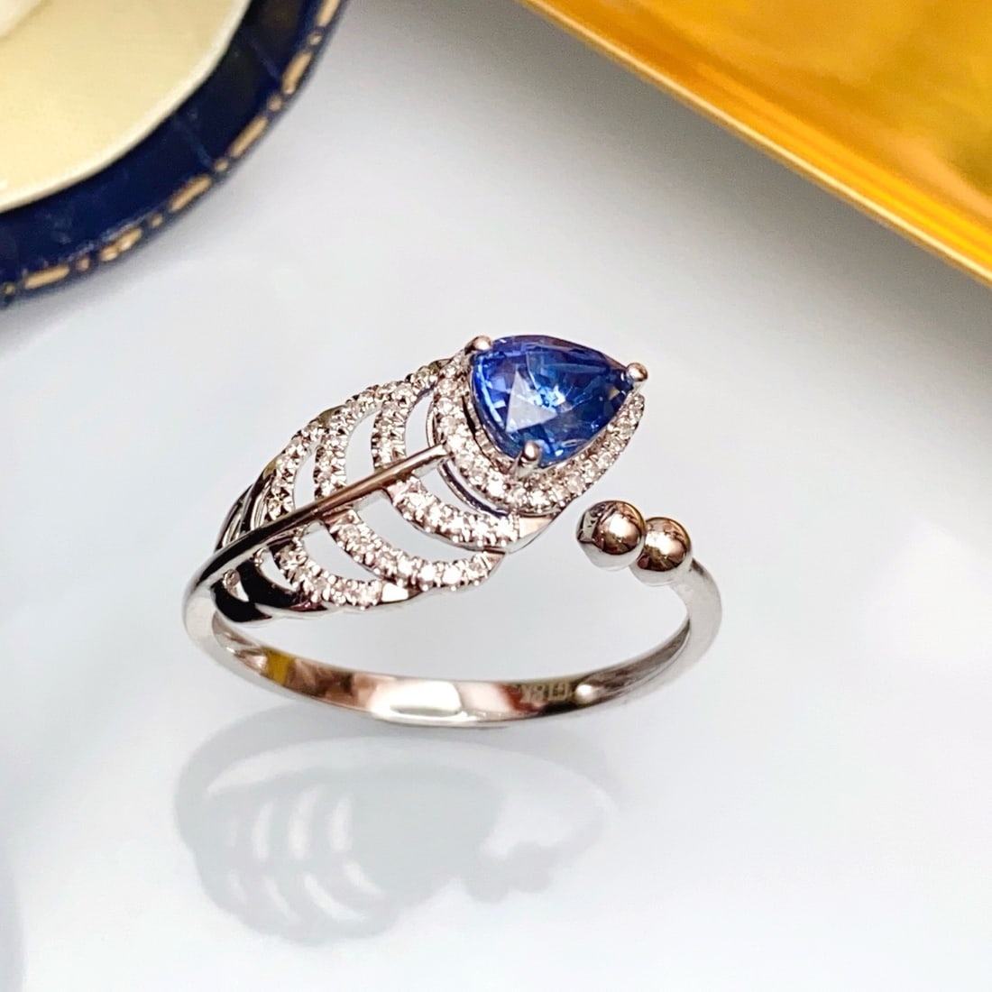 14k Gold 1.00 Ct Natural Sapphire & Diamond Ring - 5