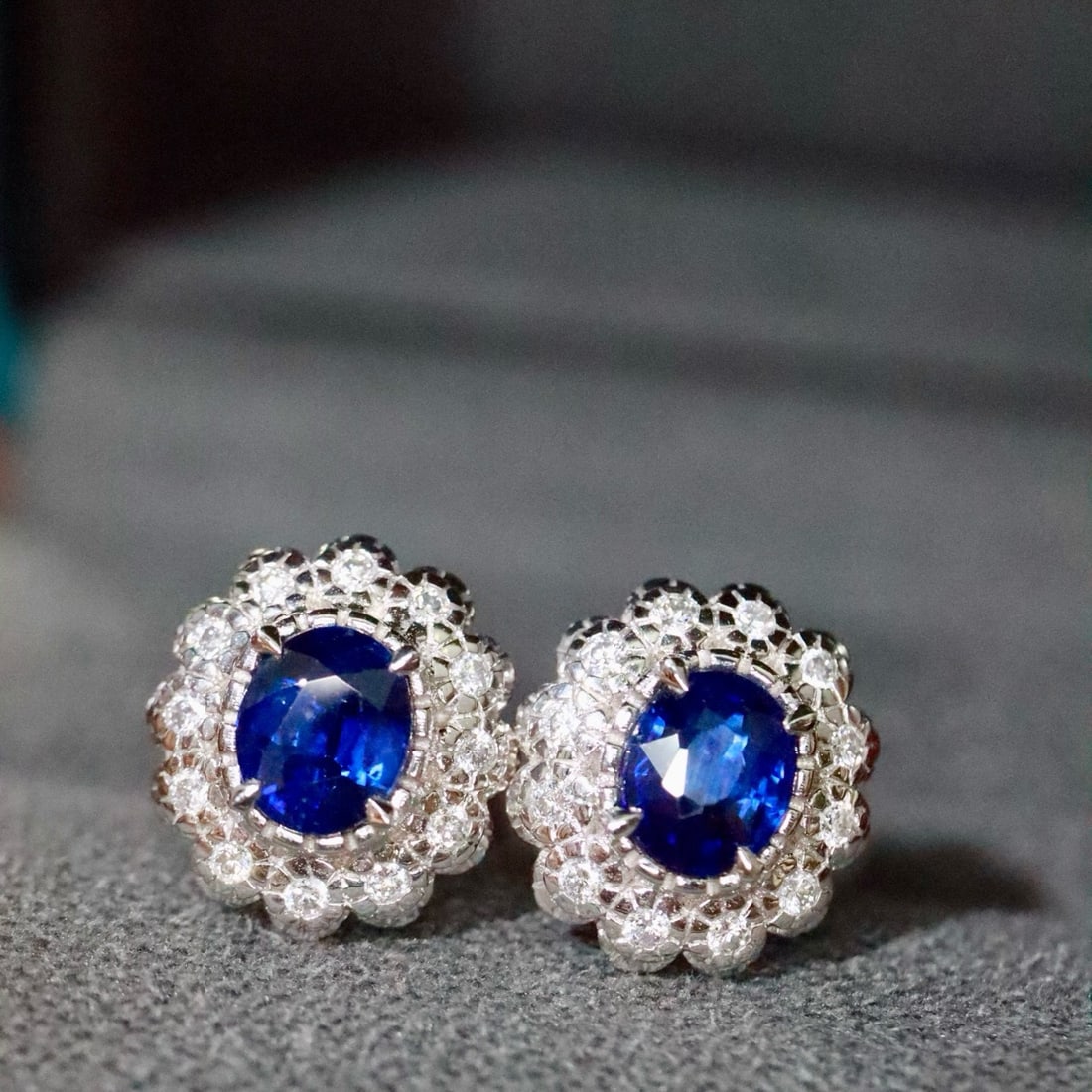 14k Gold 1.68 Ctw Natural Sapphire & Diamond Earrings: Ref:231180320 // gold content:14k gold // main gemstone:sapphire // shape:oval // carat weight:1. 44ct // color:blue // treatment:natural // // adjacent gemstone 2 : diamond // shape:round // carat