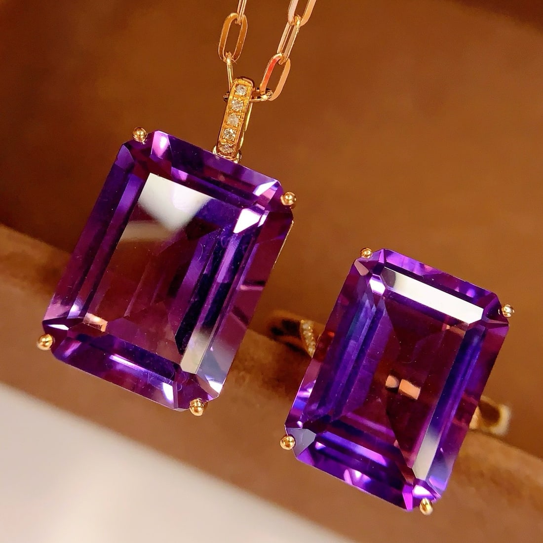 14k Gold 19.50 Ct Natural Amethyst & Diamond Jewelry Set - 2