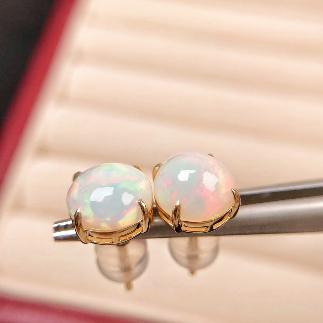 14k Gold 2.33 Ct Natural Opal Earrings - 3