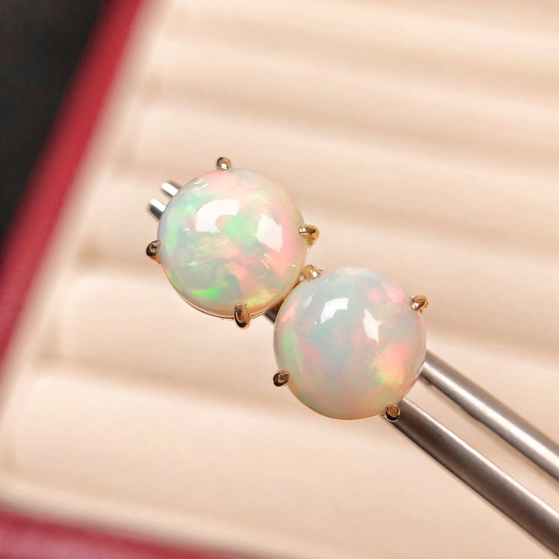 14k Gold 2.33 Ct Natural Opal Earrings - 4