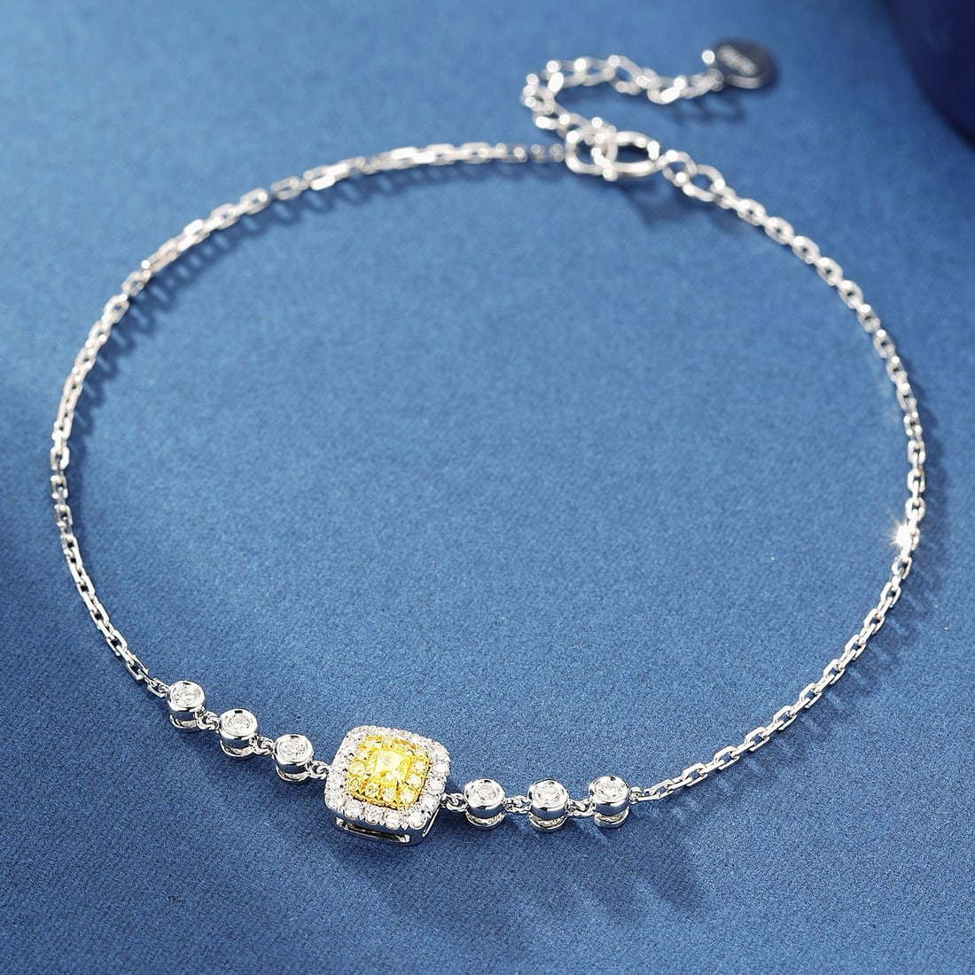 14k Gold 0.40 Ctw Natural Yellow Diamond & Diamond Bracelet: Ref:231180371 // gold content:14k gold // main gemstone:yellow diamond // shape:cushion // carat weight:0. 14ct // color:yellow // treatment:natural // // adjacent gemstone 2 : diamond // shape:round