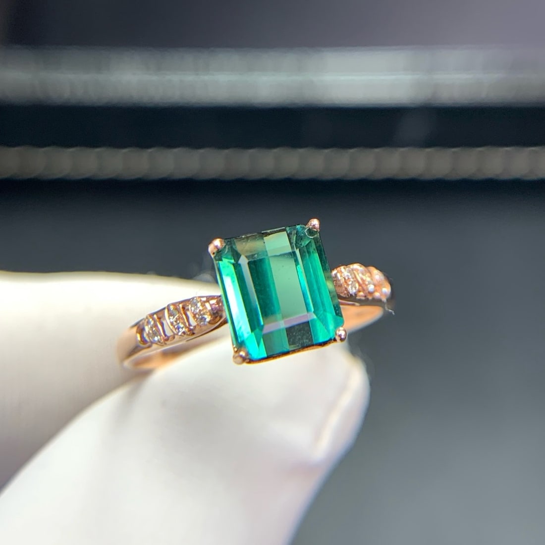 14k Gold 1.9 Ct Natural Tourmaline & Diamond Ring - 6