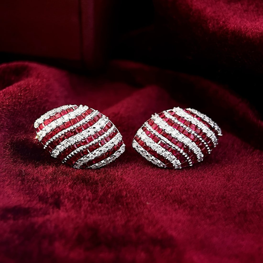 14k Gold 2.88 Ctw Natural Ruby & Diamond Earrings - 4