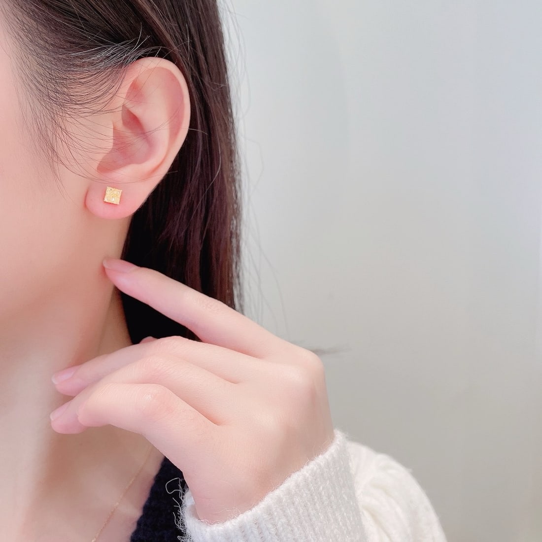 14k Gold 0.58 Ct Natural Yellow Diamond Earrings - 4