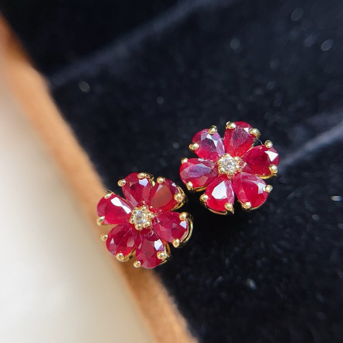14k Gold 1.88 Ct Natural Ruby & Sapphire Earrings - 2