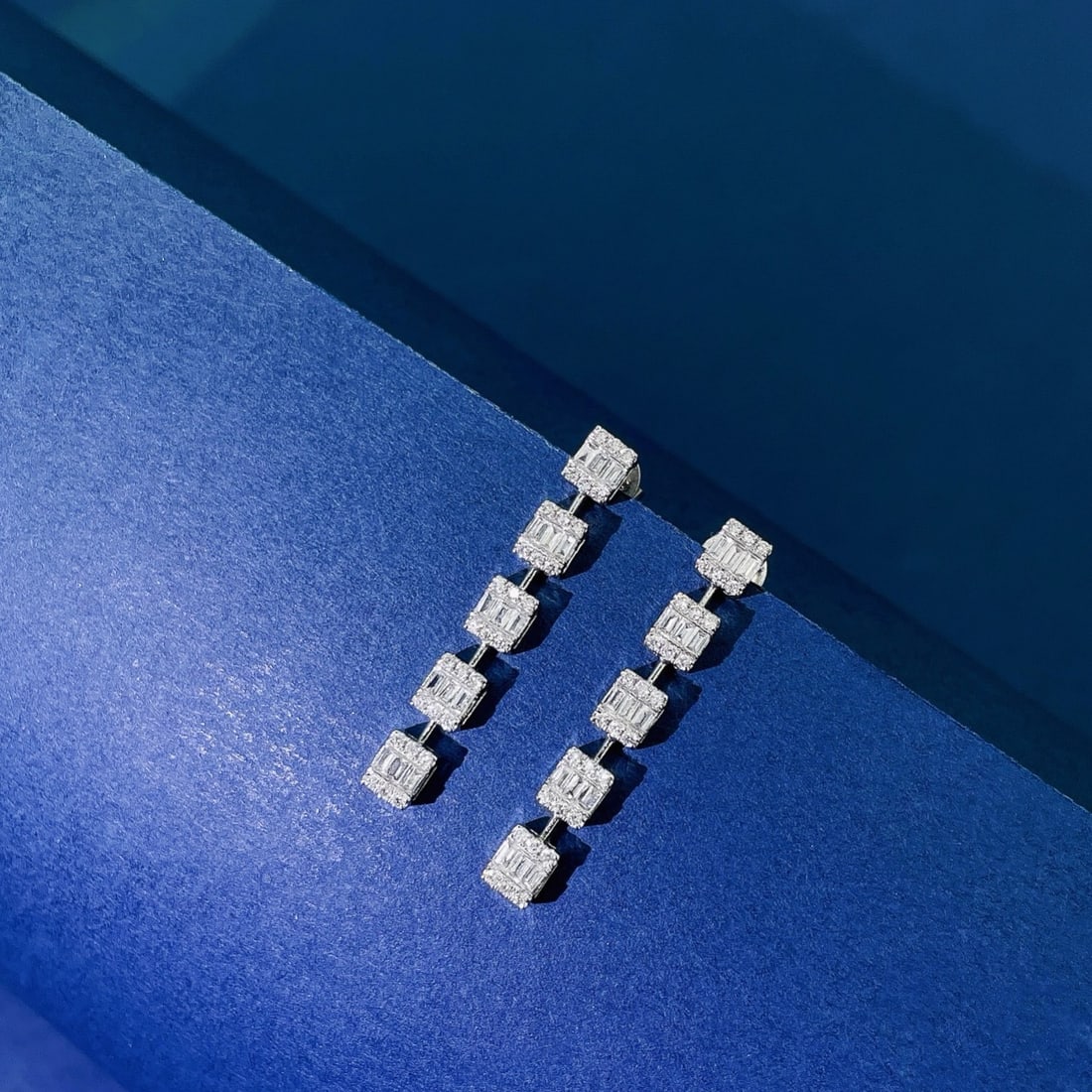 14k Gold 0.38 Ctw Natural H Diamond Earrings - 5