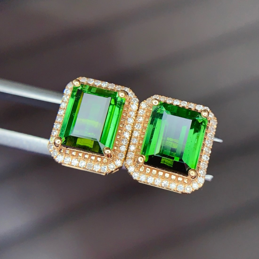 14k Gold 4.5 Ct Natural Tourmaline & Diamond Earrings - 3