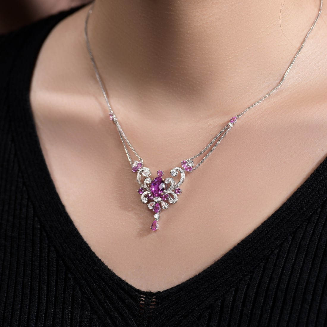 14k Gold 2.25 Ctw Natural Sapphire & Diamond Necklace - 2