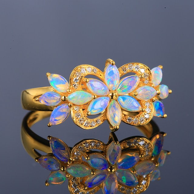 14k Gold 0.56 Ctw Natural Opal & Diamond Ring - 3