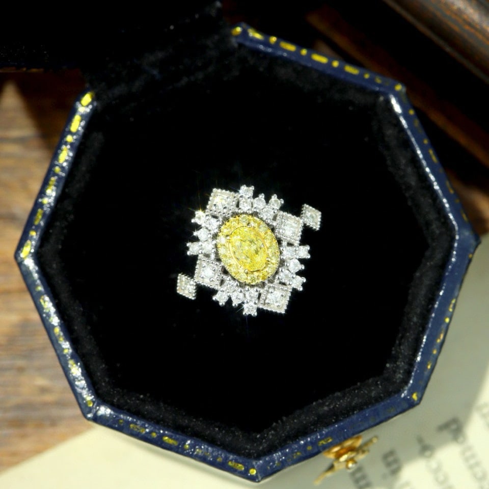14k Gold 0.55 Ctw Natural Yellow Diamond & Diamond Ring - 3