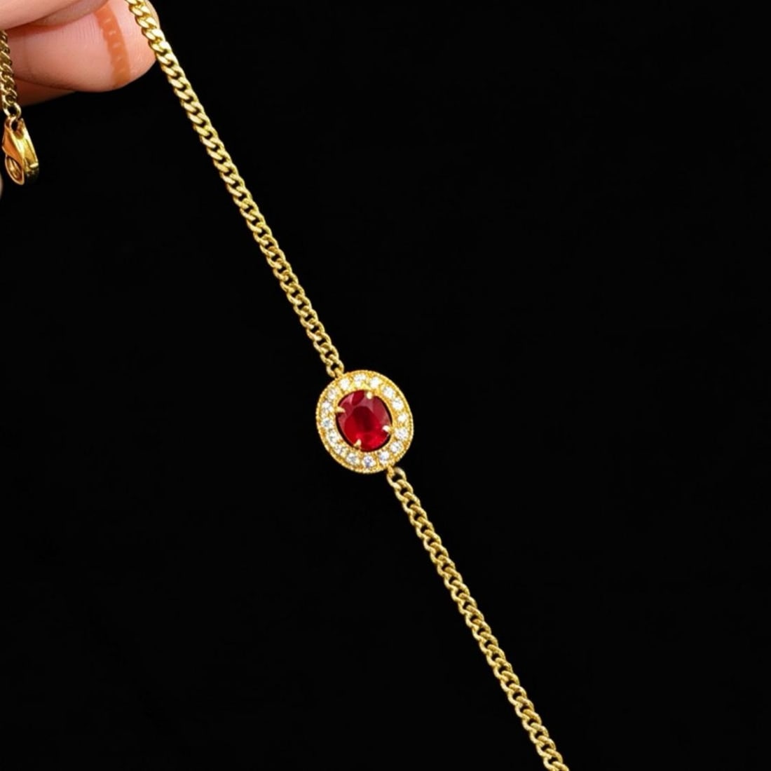 14k Gold 0.82 Ctw Vivid Red Natural Ruby & Diamond Bracelet: Ref:231181131 // gold content:14k gold // main gemstone:ruby // shape:oval // carat weight:0. 66ct // color:vivid red // treatment:natural // // adjacent gemstone 2 : diamond // shape:round // carat w