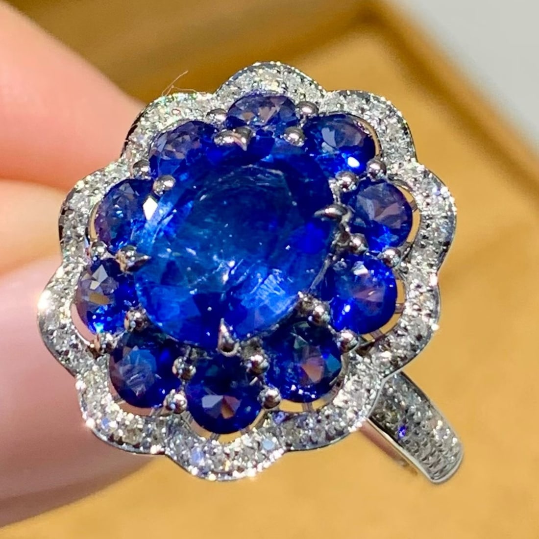 14k Gold 3.28 Ct Natural Sapphire & Diamond Ring - 3