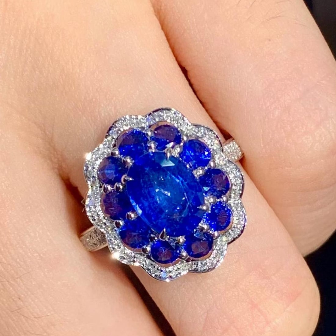14k Gold 3.28 Ct Natural Sapphire & Diamond Ring - 4