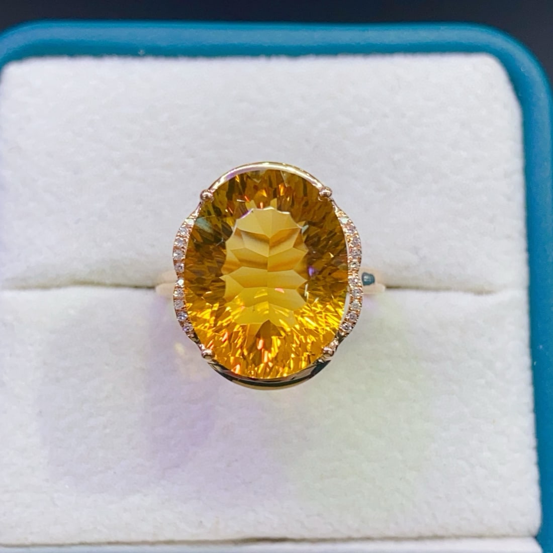 14k Gold 8.16 Ctw Natural Citrine & Diamond Ring - 4