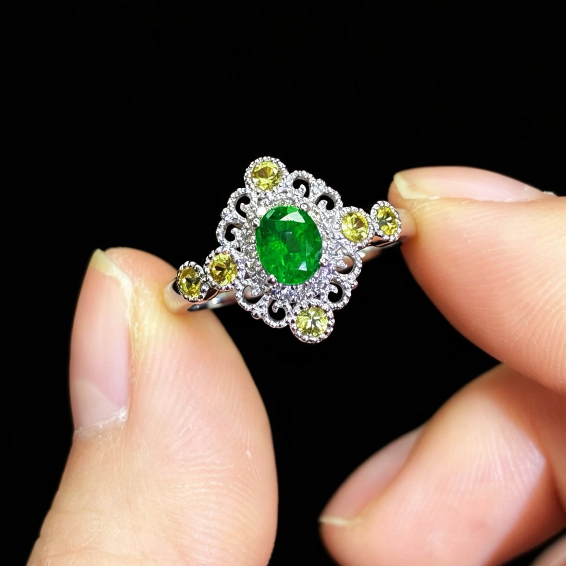 14k Gold 0.77 Ctw Natural Emerald & Sapphire Ring - 2