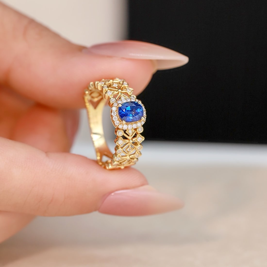 14k Gold 1.10 Ctw Natural Sapphire & Diamond Ring - 3
