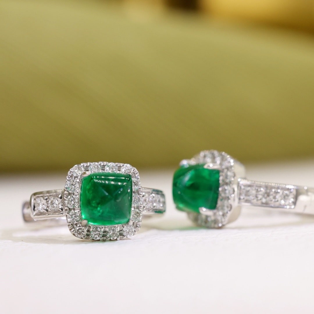 14k Gold 0.8 Ct Natural Emerald & Diamond Earrings - 3