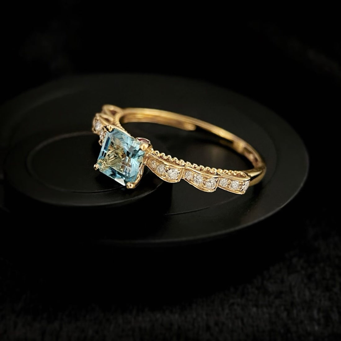 14k Gold 0.71 Ctw Natural Aquamarine & Diamond Ring - 3