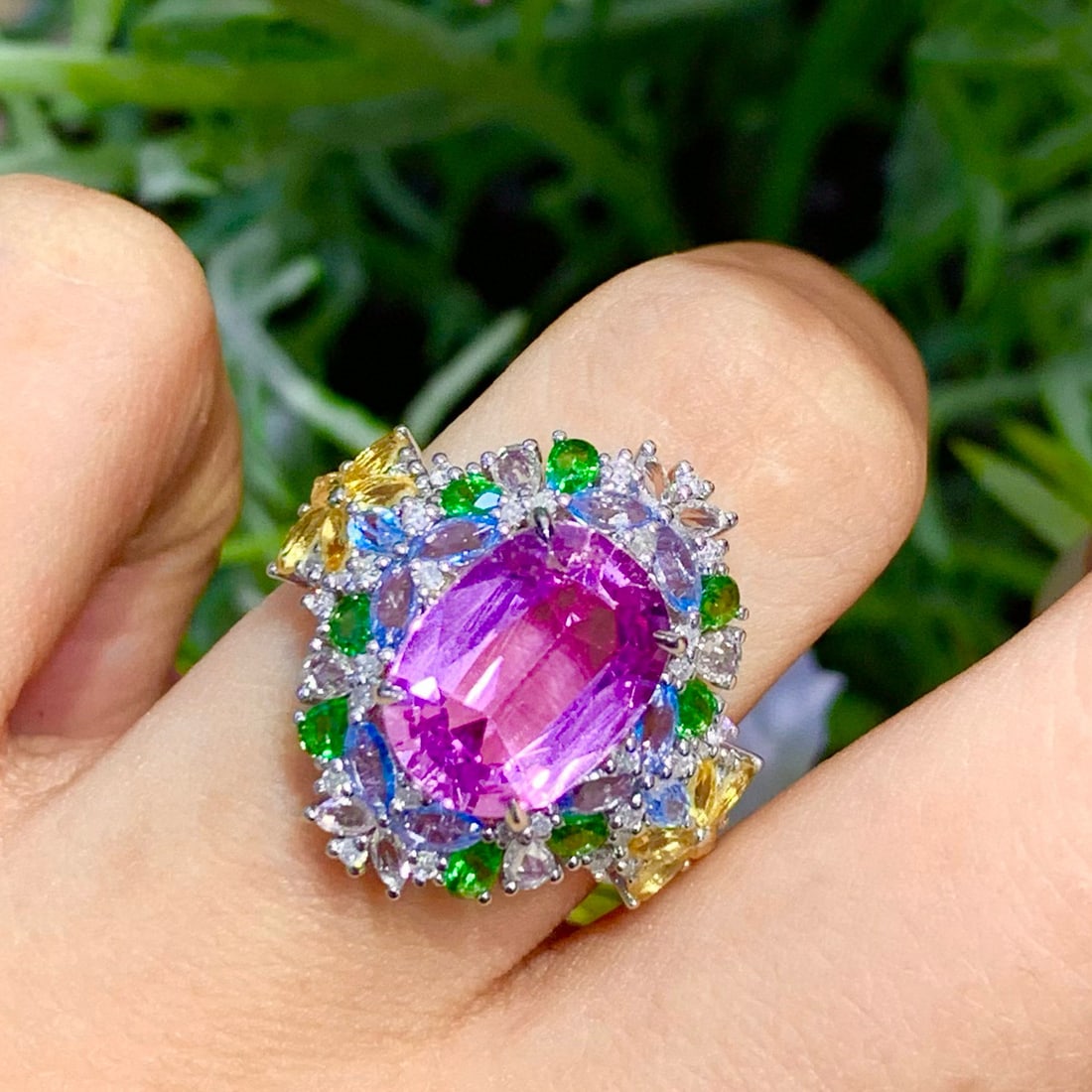 14k Gold 5.6 Ct Natural Kunzite & Diamond & Coloured Gemstone Ring - 3