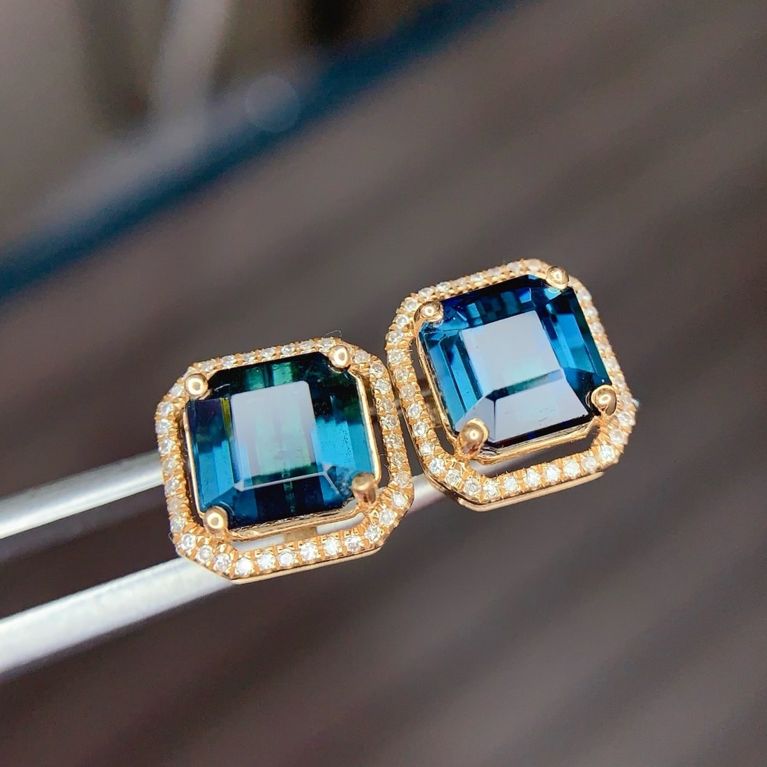 14k Gold 4.5 Ct Natural Tourmaline & Diamond Earrings - 6